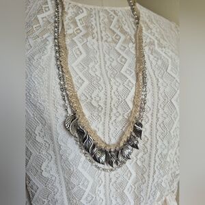 Elegant Silver and Pearl Leaf Necklace